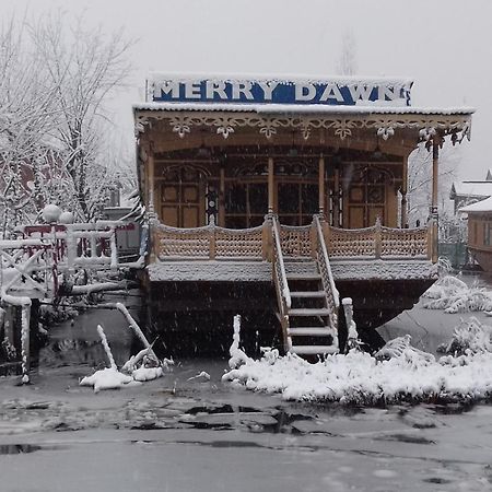 Merry Dawn Houseboat Srīnagar Exteriér fotografie